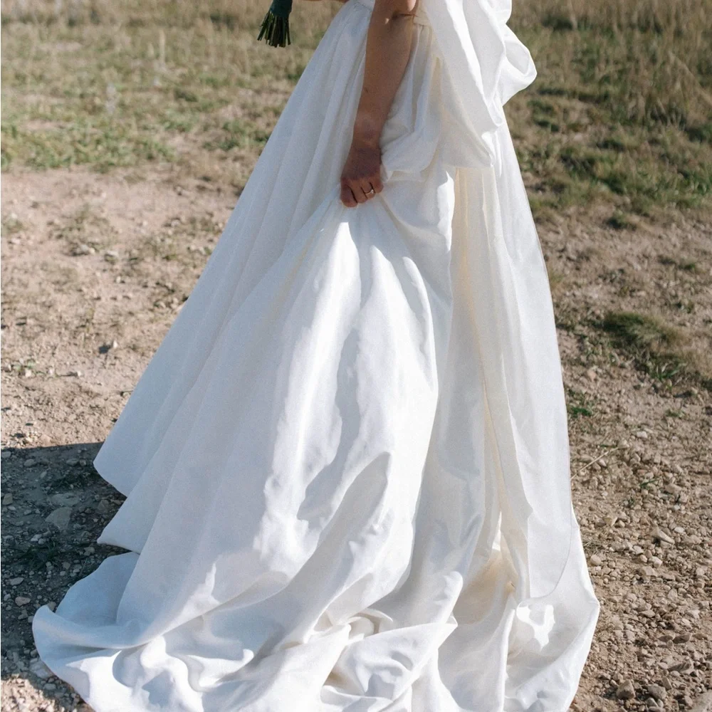 Anthropologie White Wedding Dress - Picture 6 of 8